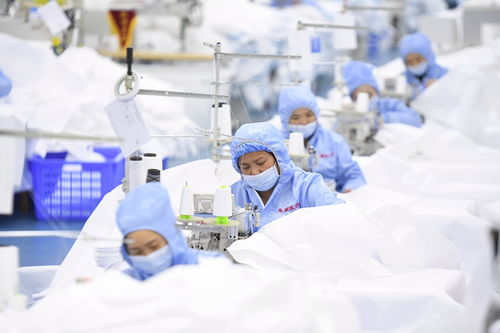 全力保供，防護物資生產(chǎn)線高效運轉(zhuǎn)